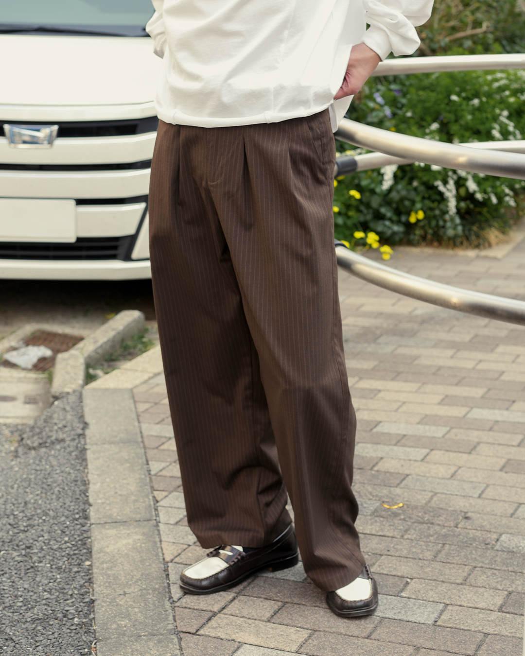 ストライプストレートスラックス B5071
