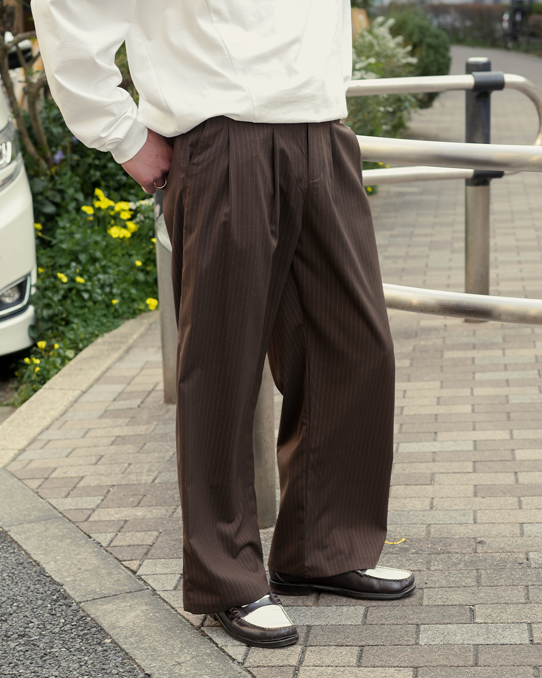 ストライプストレートスラックス B5071