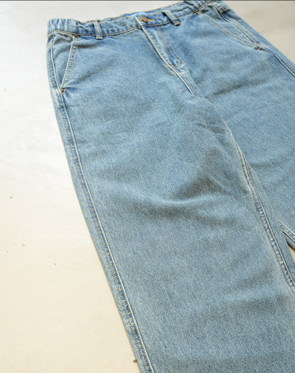 リラックスフィットストレートジーンズ B5020