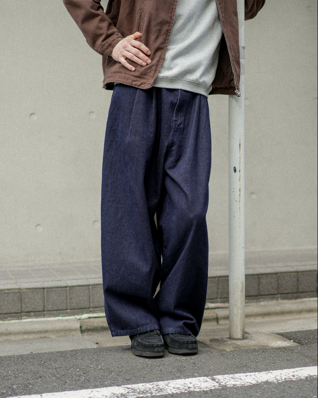 ワイドタックデニムパンツ B5011