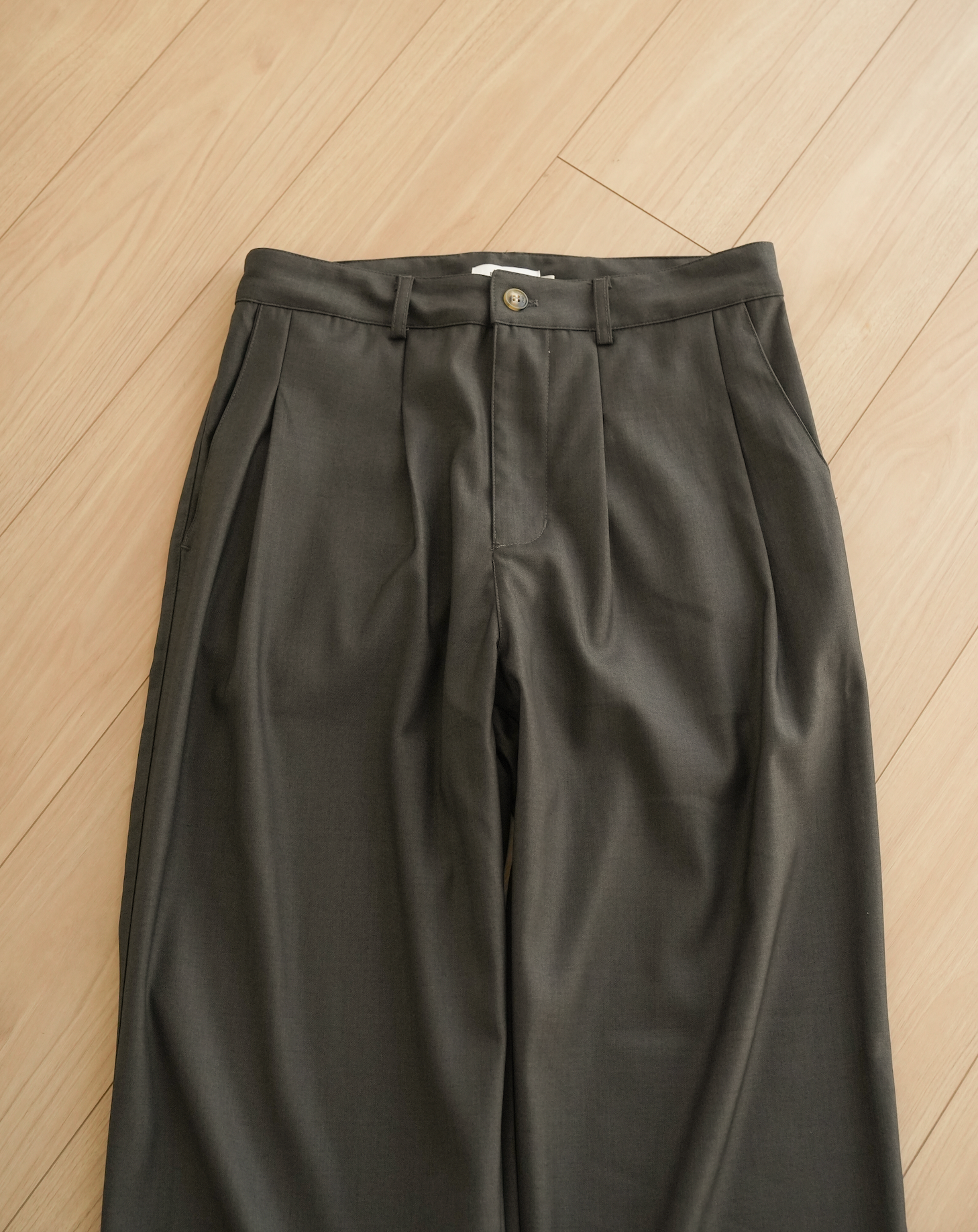 ストレートスラックス B5046