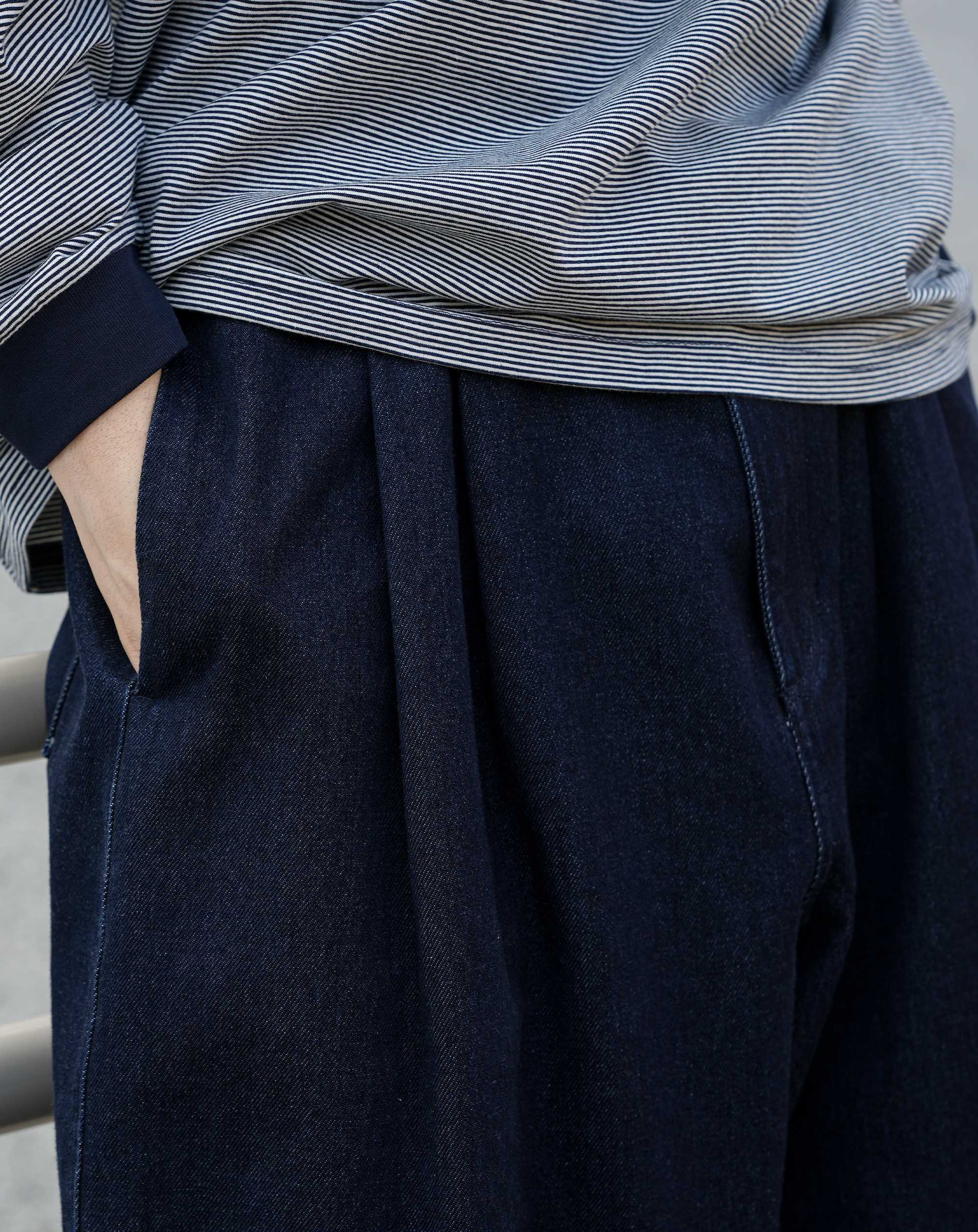 ワイドタックデニムパンツ B5011