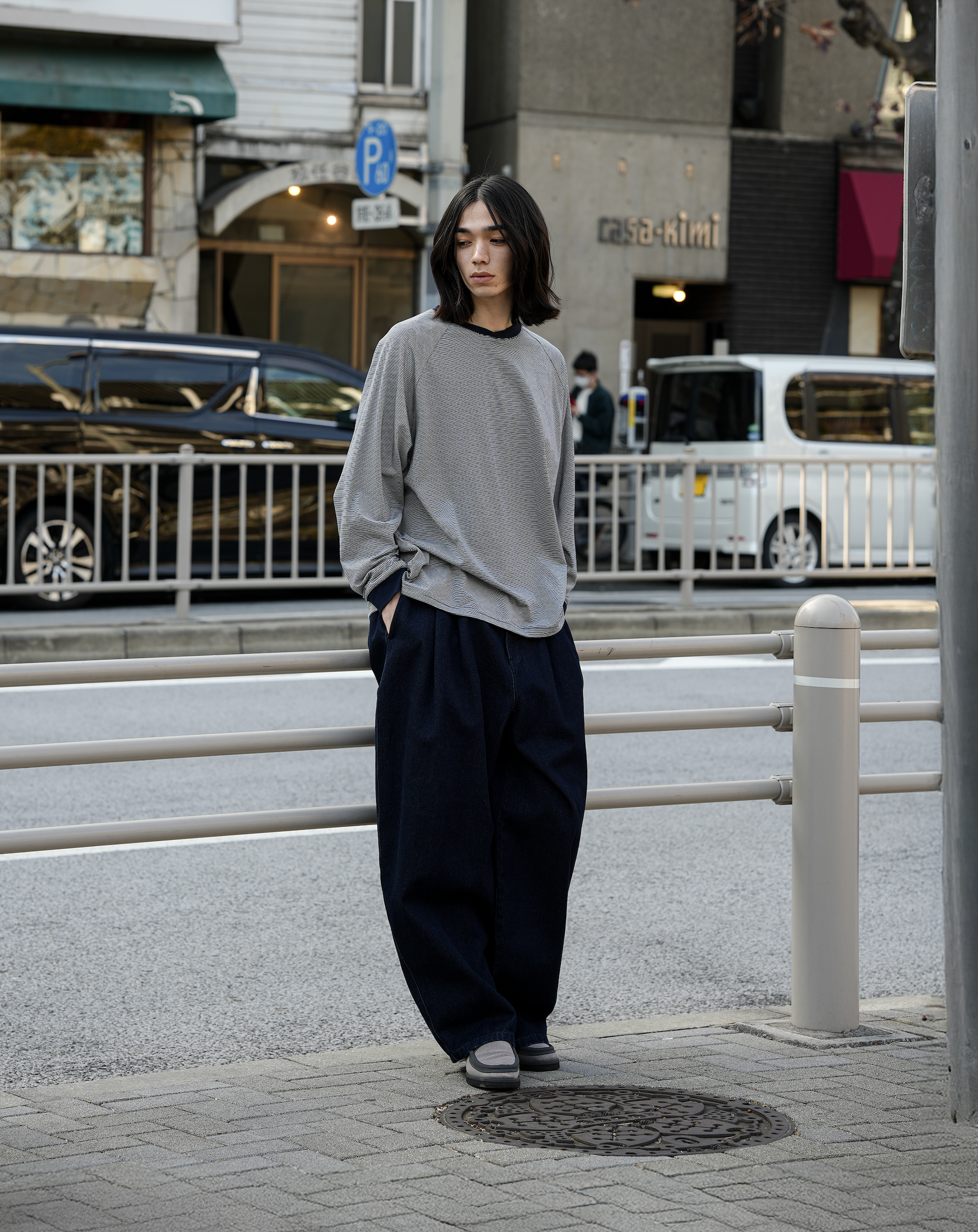 ワイドタックデニムパンツ B5011
