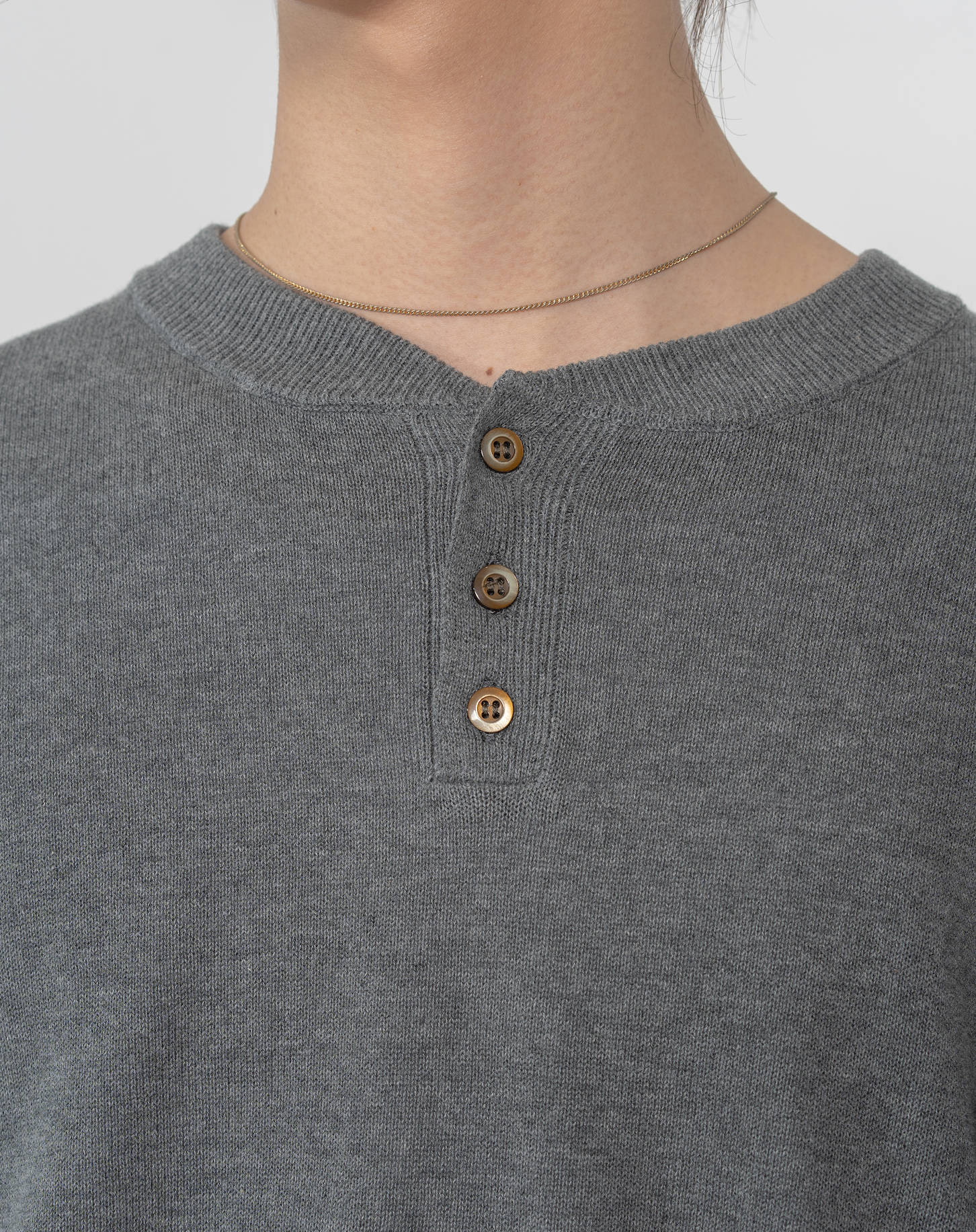 ヘンリーネックニットT B5076