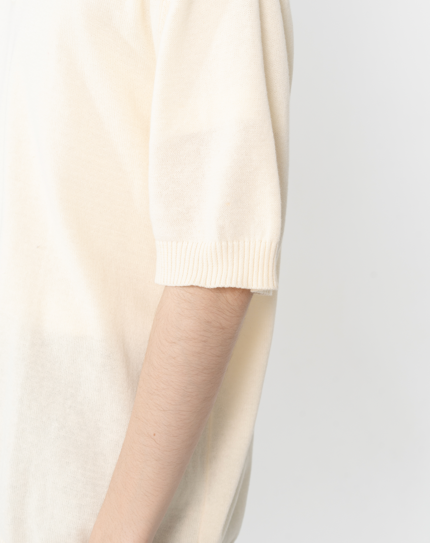 ヘンリーネックニットT B5076