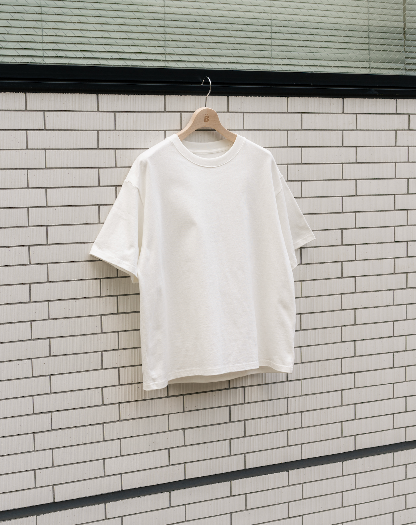 【3月上旬お届け】ボックスクルーネックT B5095