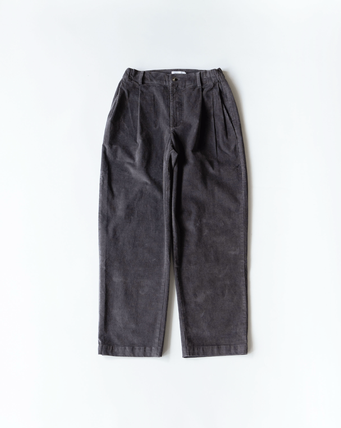 【3月上旬お届け】コーデュロイストレートパンツ B5172
