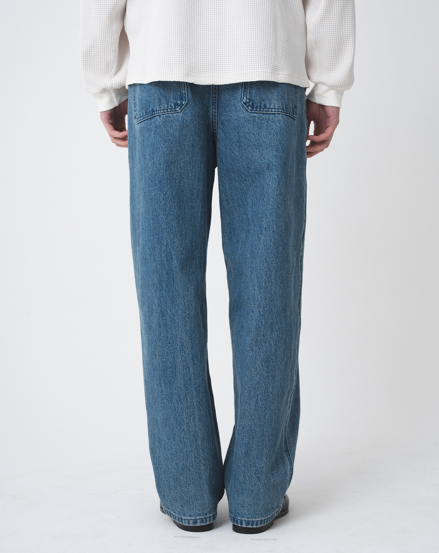 183cm Lサイズ着用