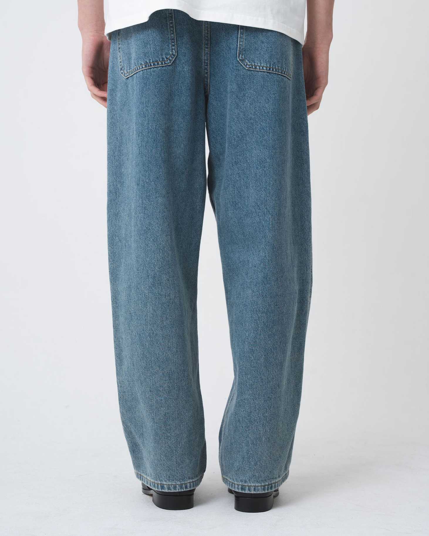 183cm XLサイズ着用