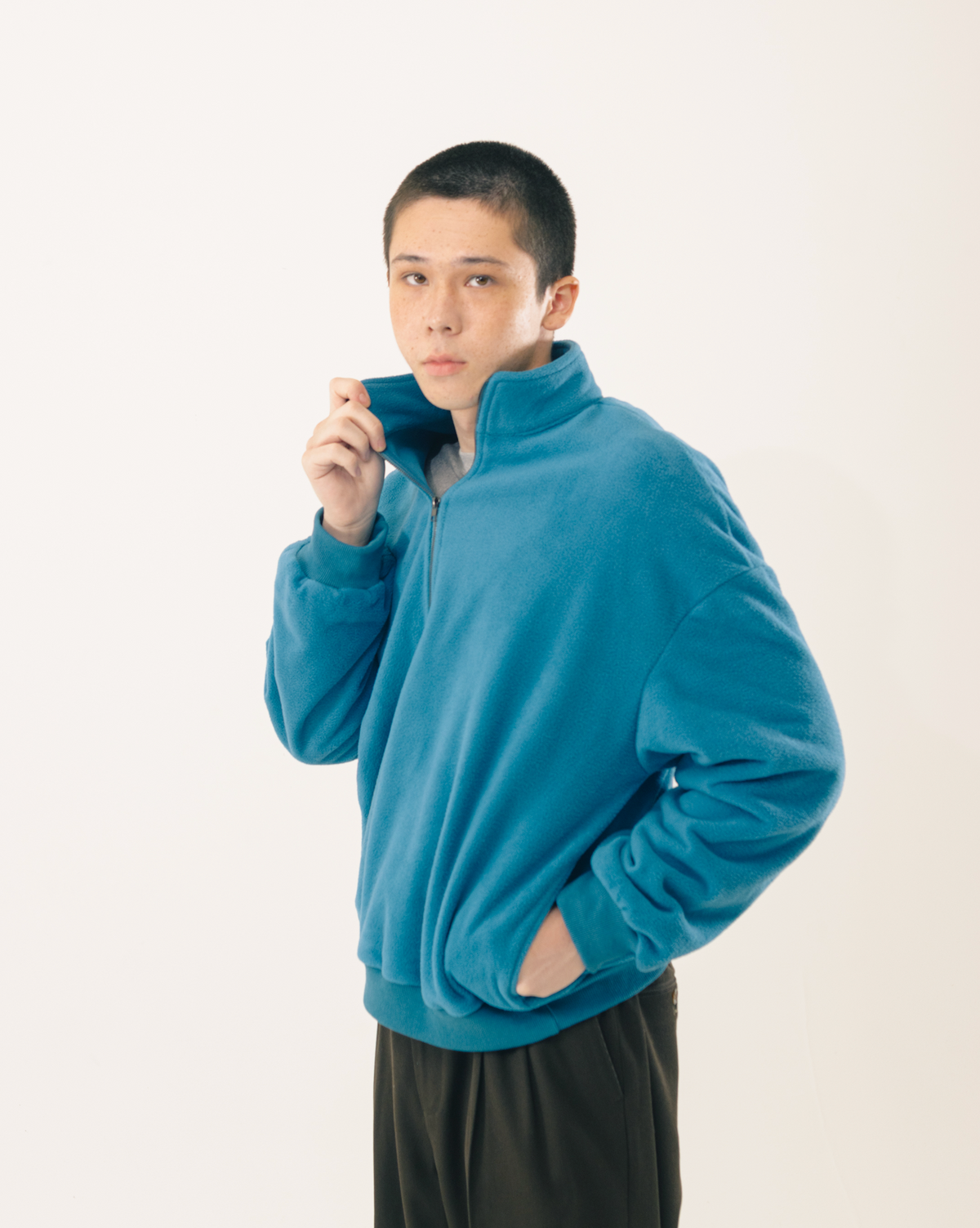 178cm Lサイズ着用