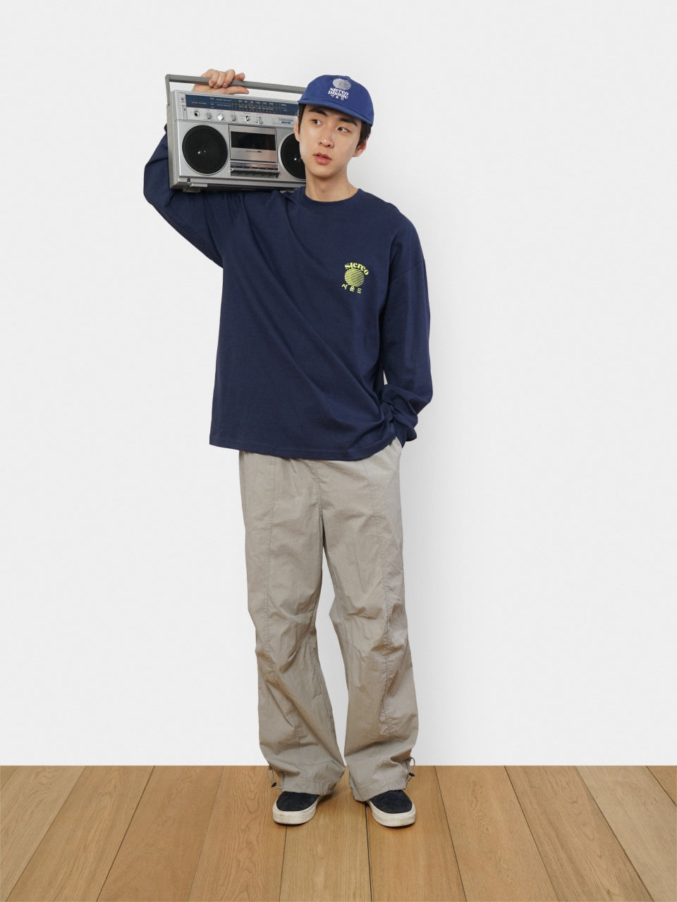 ロゴグラフィックロンT B4275