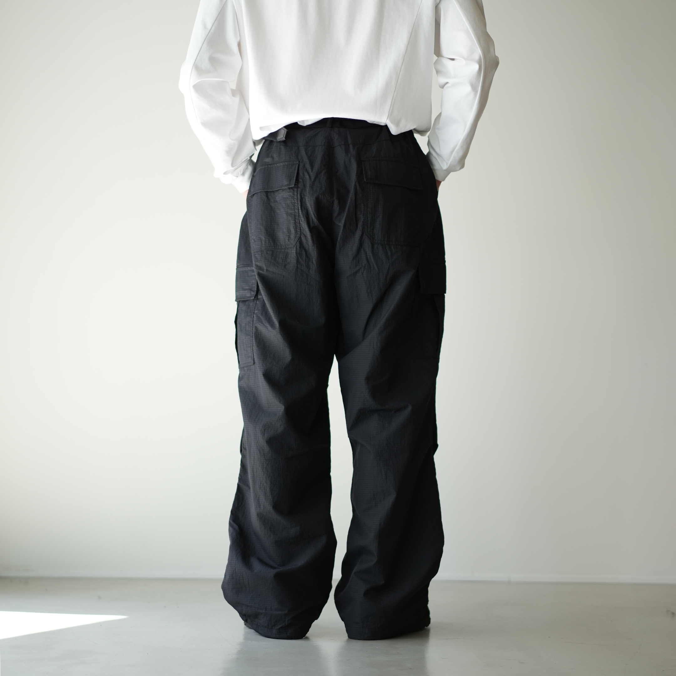 Pocket Contour Pants B4003