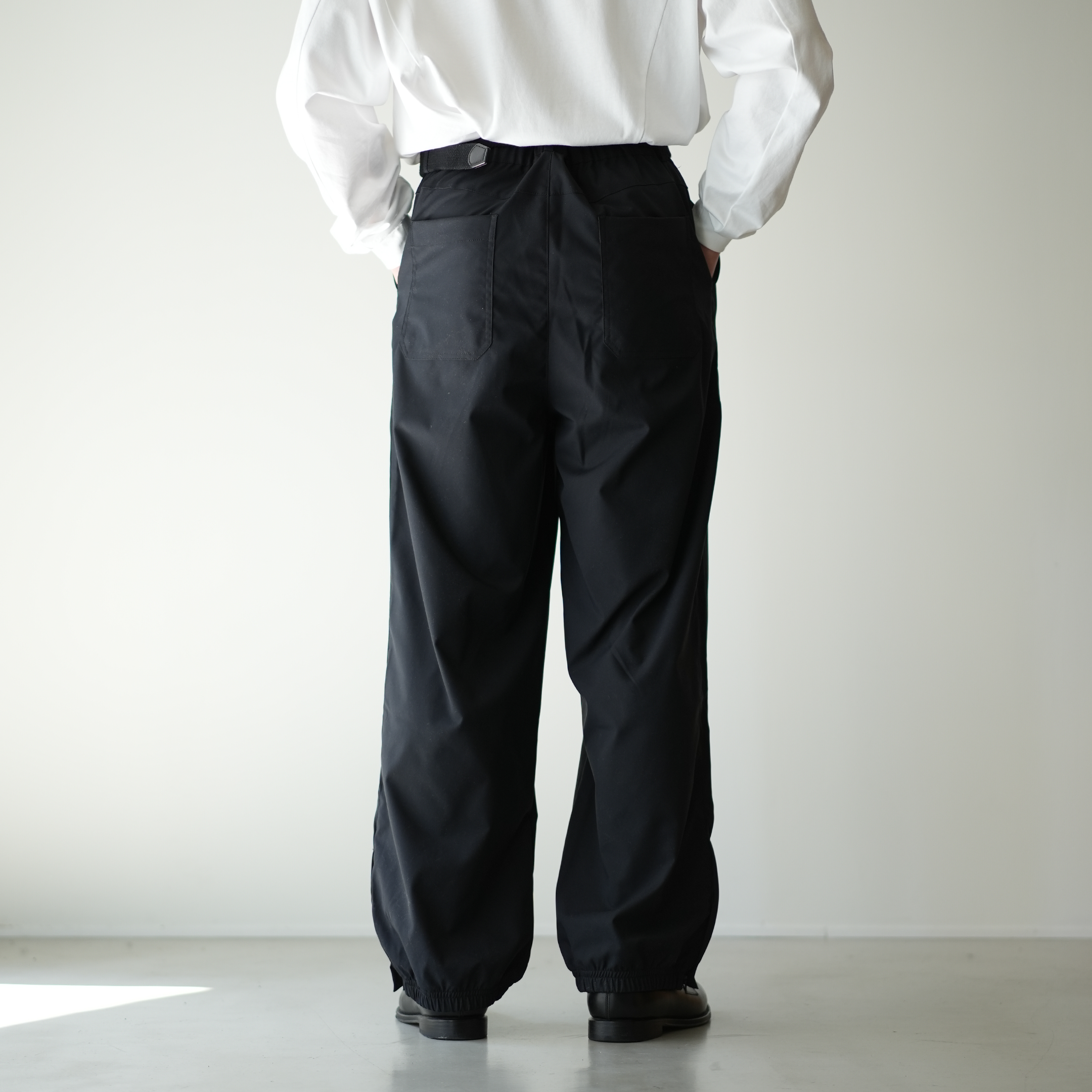【预计7月初发货】BLUETOWN Solotex 尼龙裤 B4004