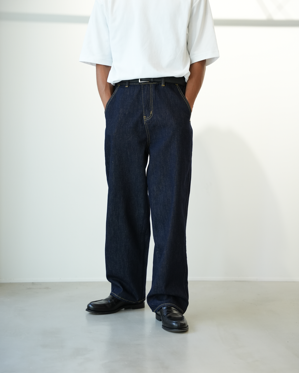 リラックスフィットストレートジーンズ B5020