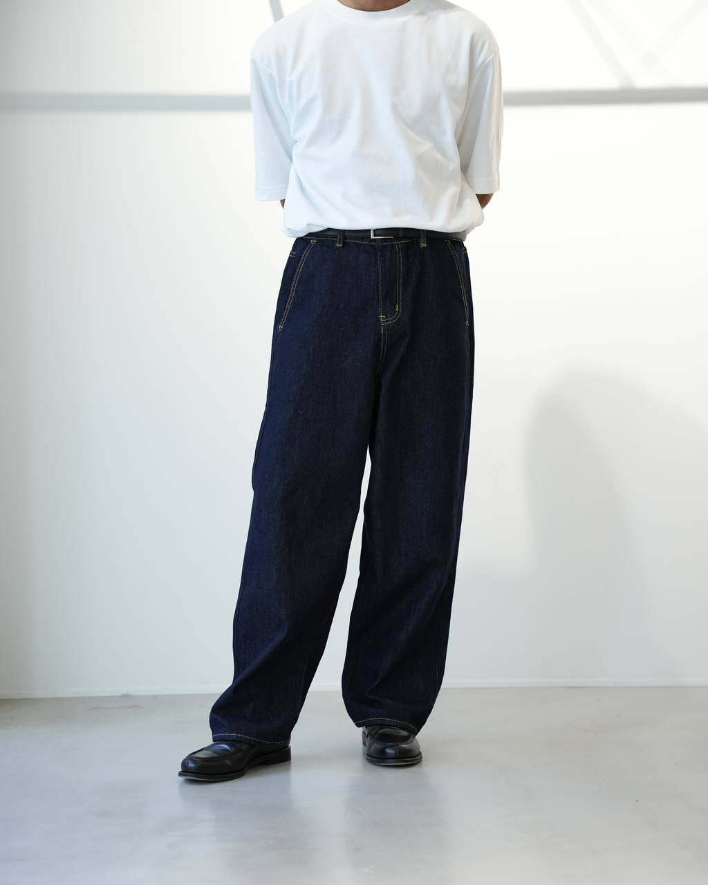 リラックスフィットストレートジーンズ B5020