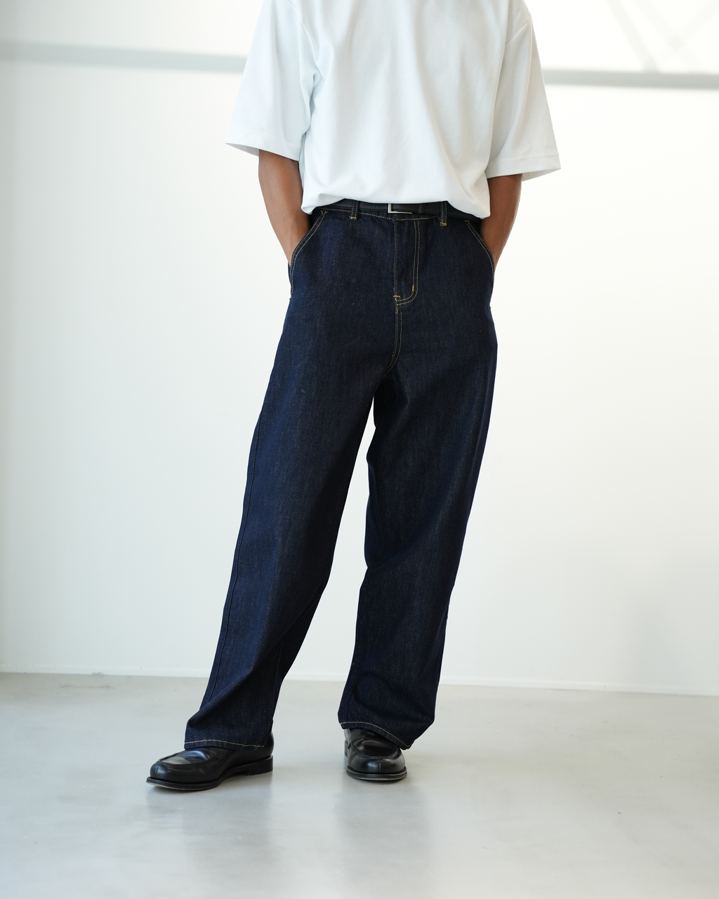 リラックスフィットストレートジーンズ B5020