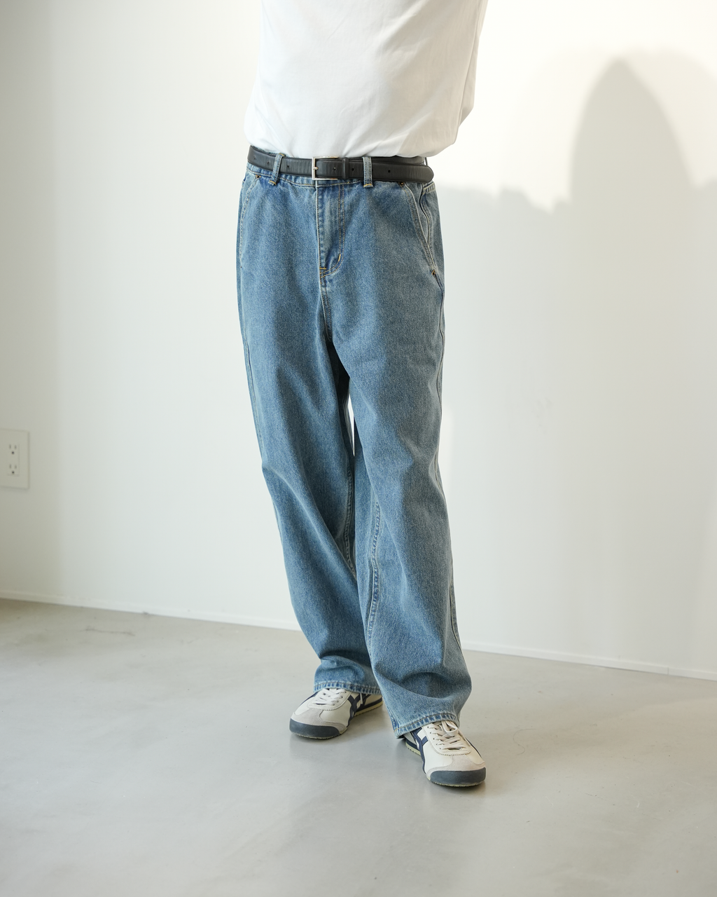 リラックスフィットストレートジーンズ B5020