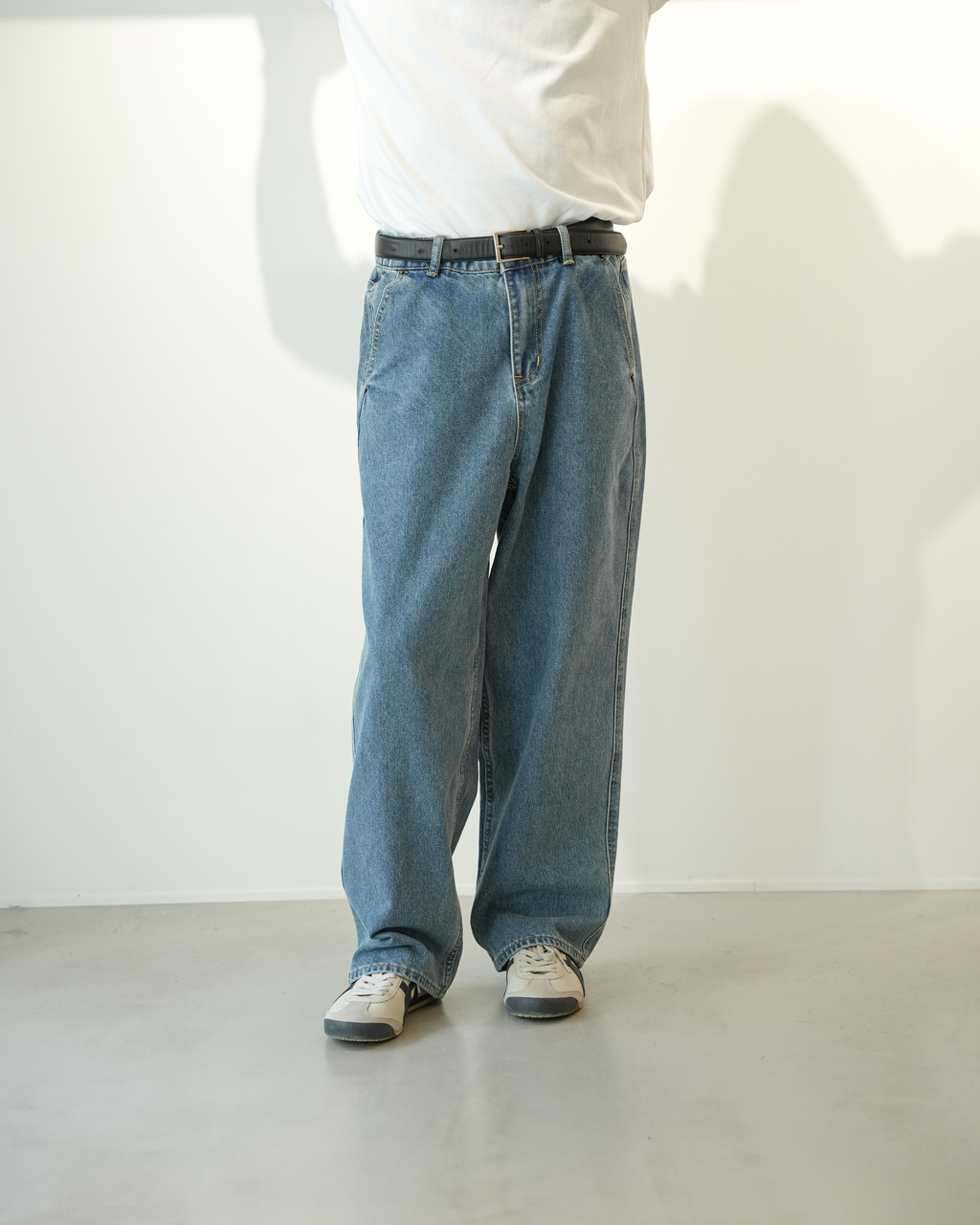 リラックスフィットストレートジーンズ B5020