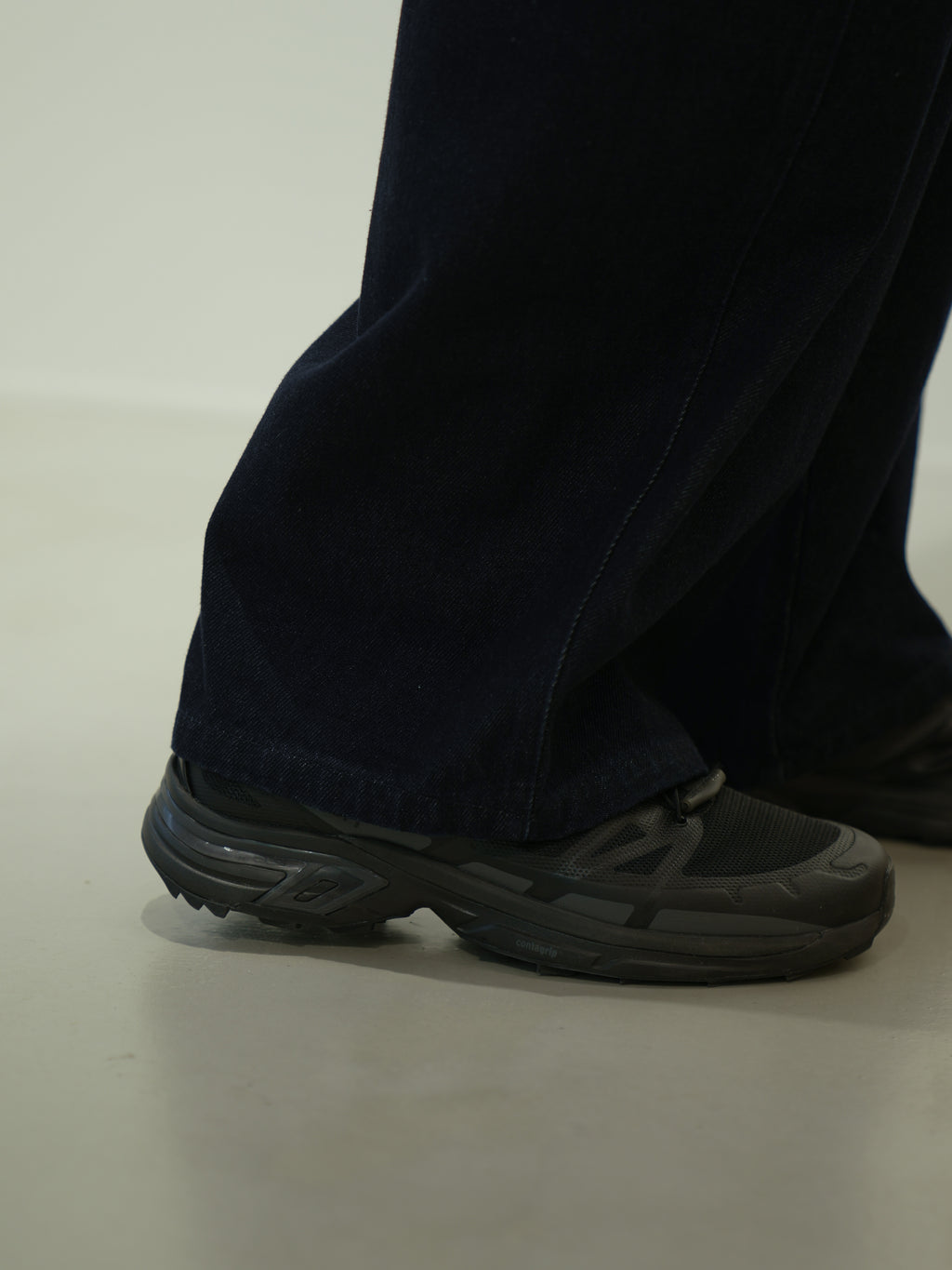 ワイドタックデニムパンツ B5011