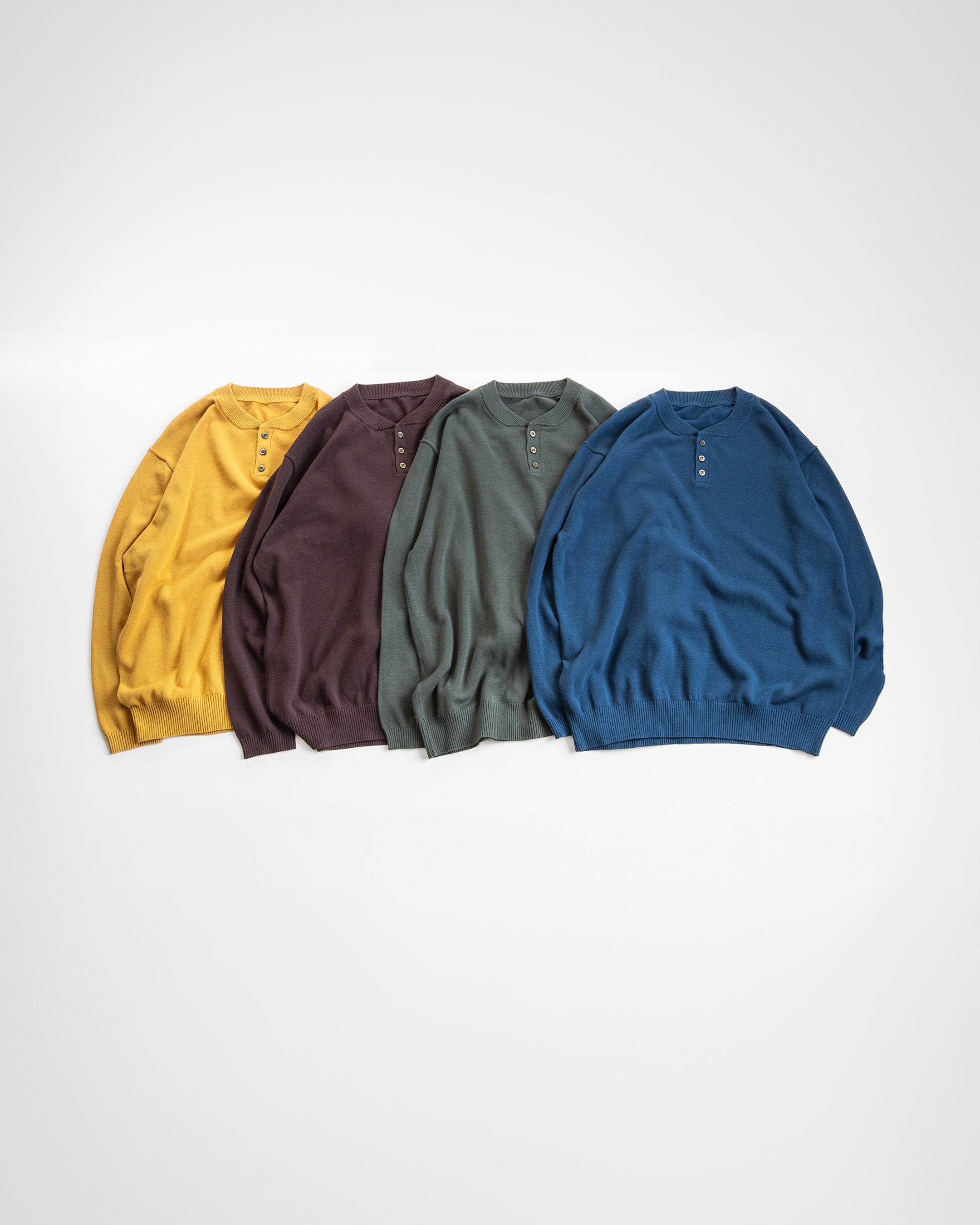 ヘンリーネックコットンセーター B5142