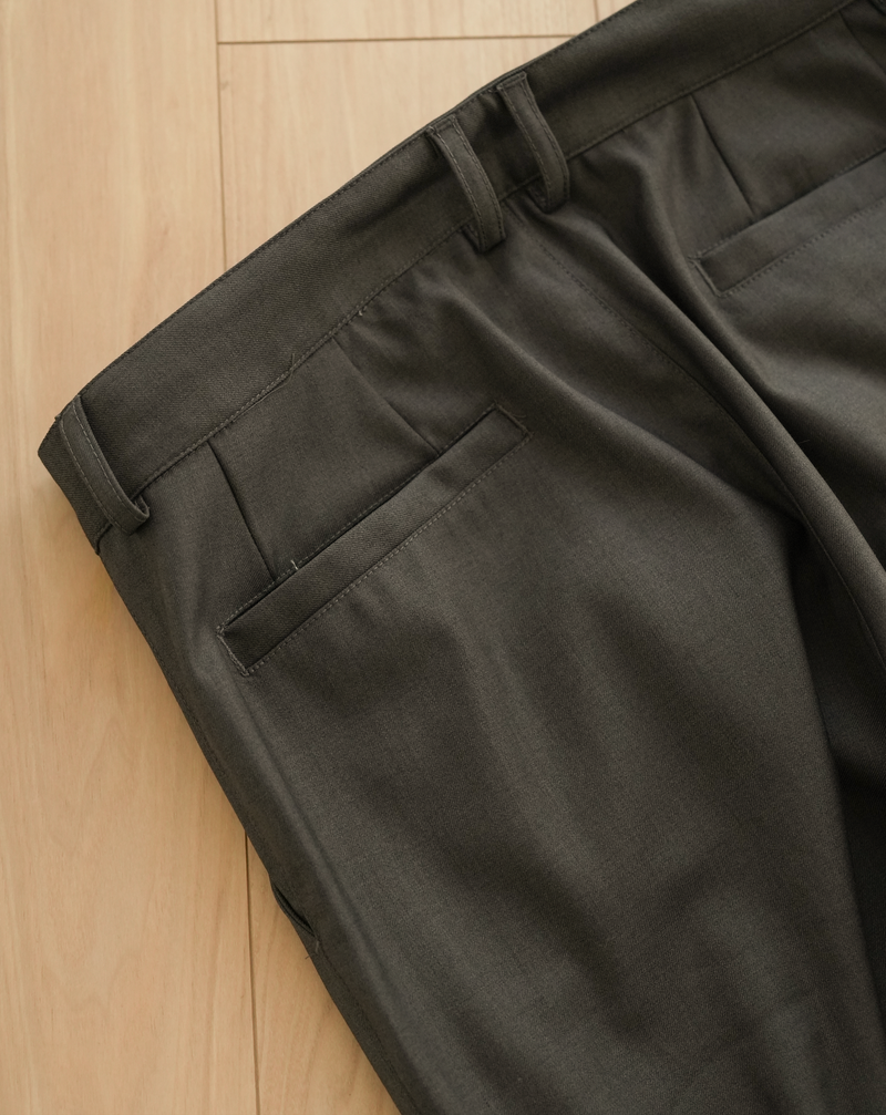 [Partial pre-order sale] Straight slacks B5046 