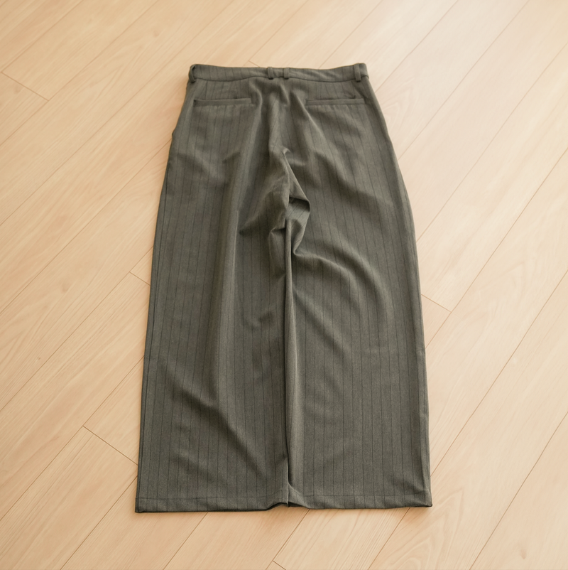 [Delivery within 10 days] Striped straight slacks B5068 