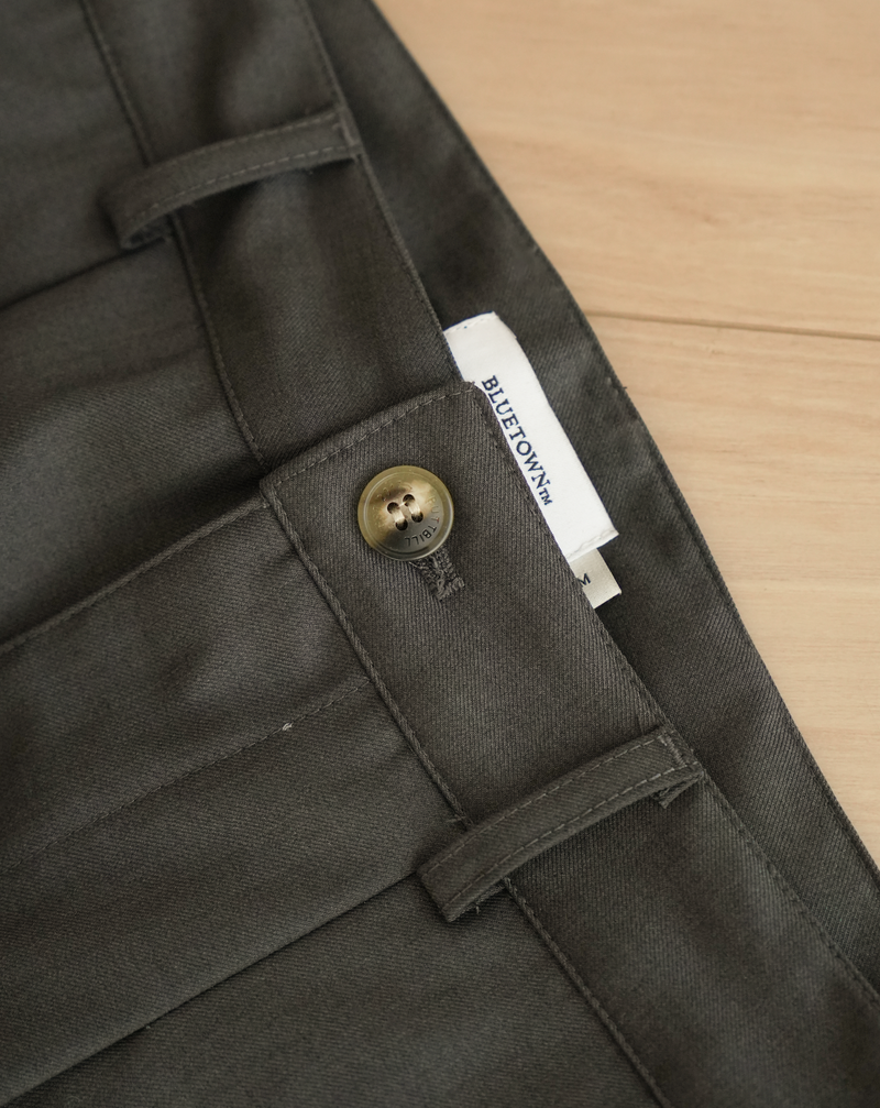 [Partial pre-order sale] Straight slacks B5046 