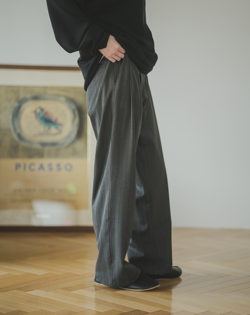 [Delivery within 10 days] Striped straight slacks B5068 