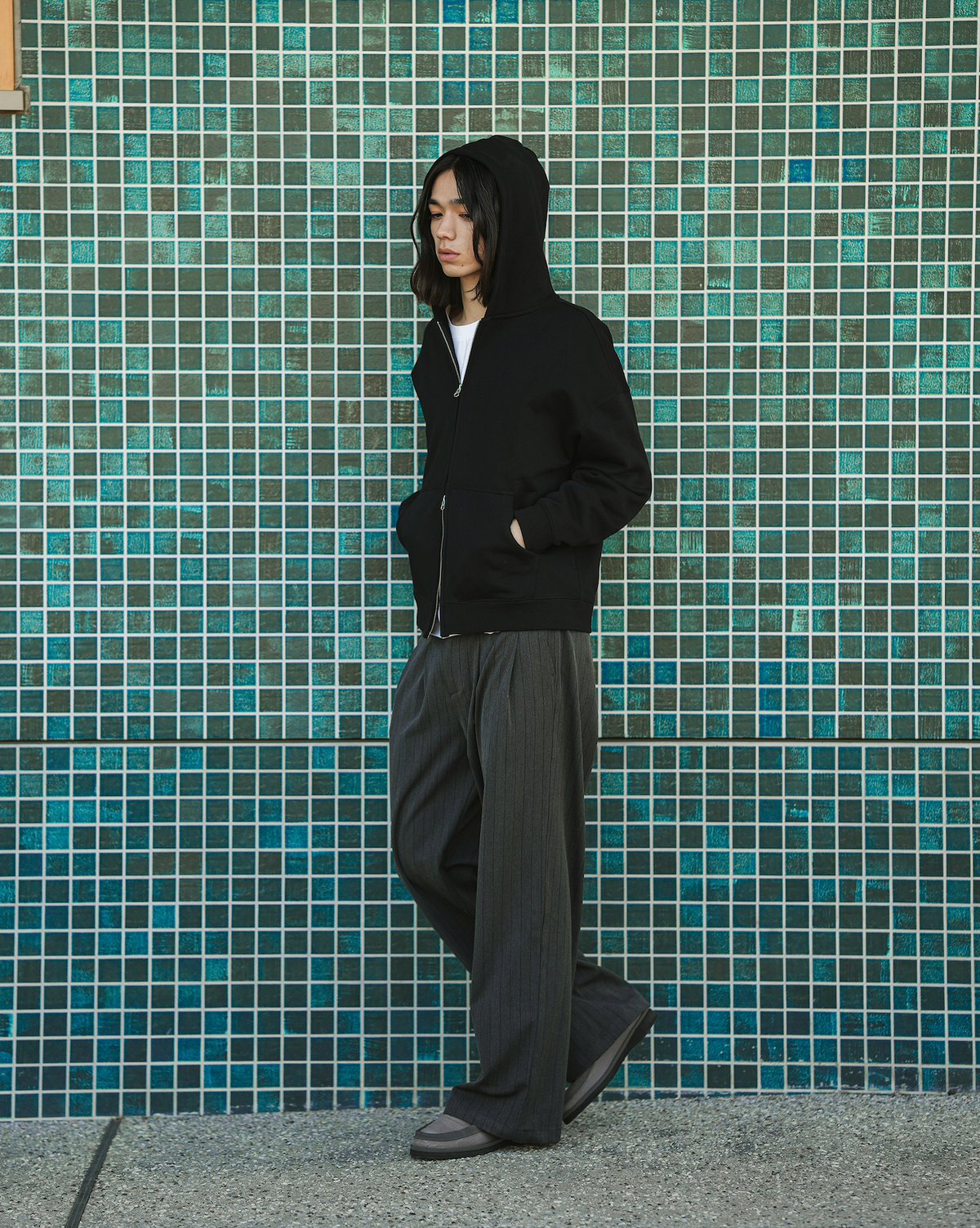 CORNERS スラックス パンツ ピンストライプストレートパンツ