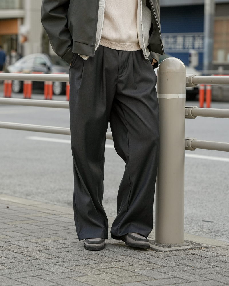 [Partial pre-order sale] Straight slacks B5046 