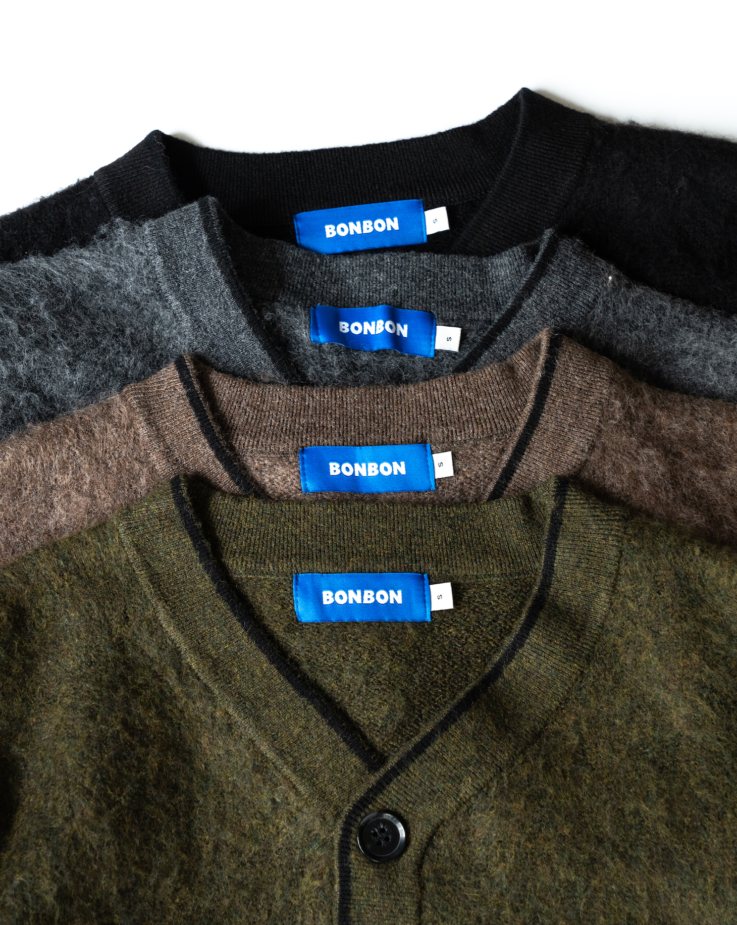 [Delivery within 1 week] Henley neck sweater B3139