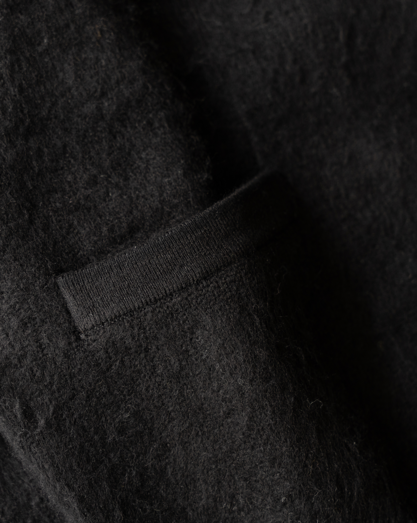 [Delivery within 1 week] Henley neck sweater B3139