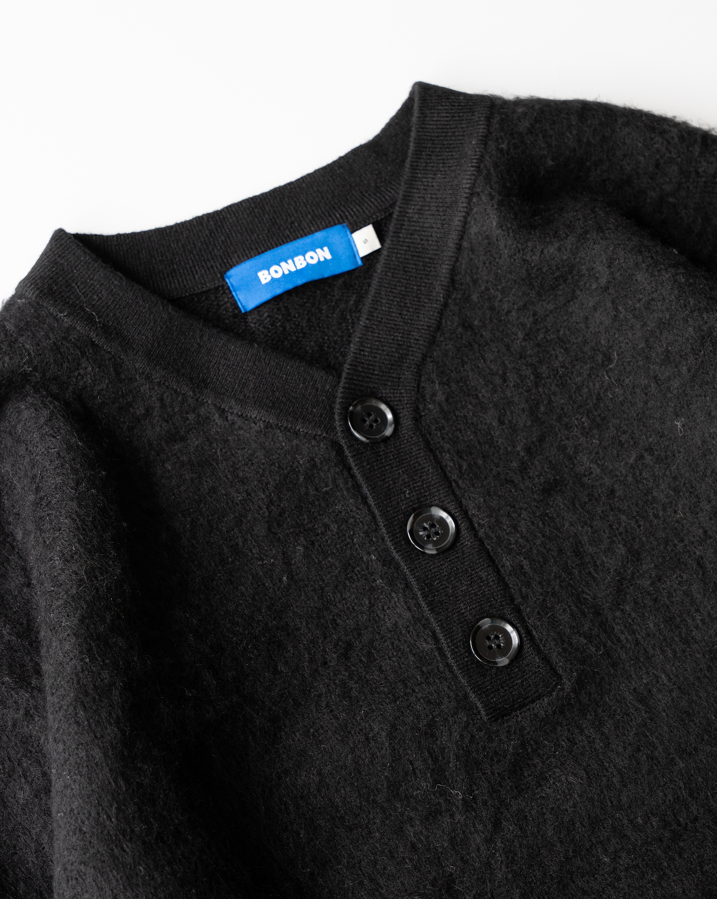 [Delivery within 1 week] Henley neck sweater B3139