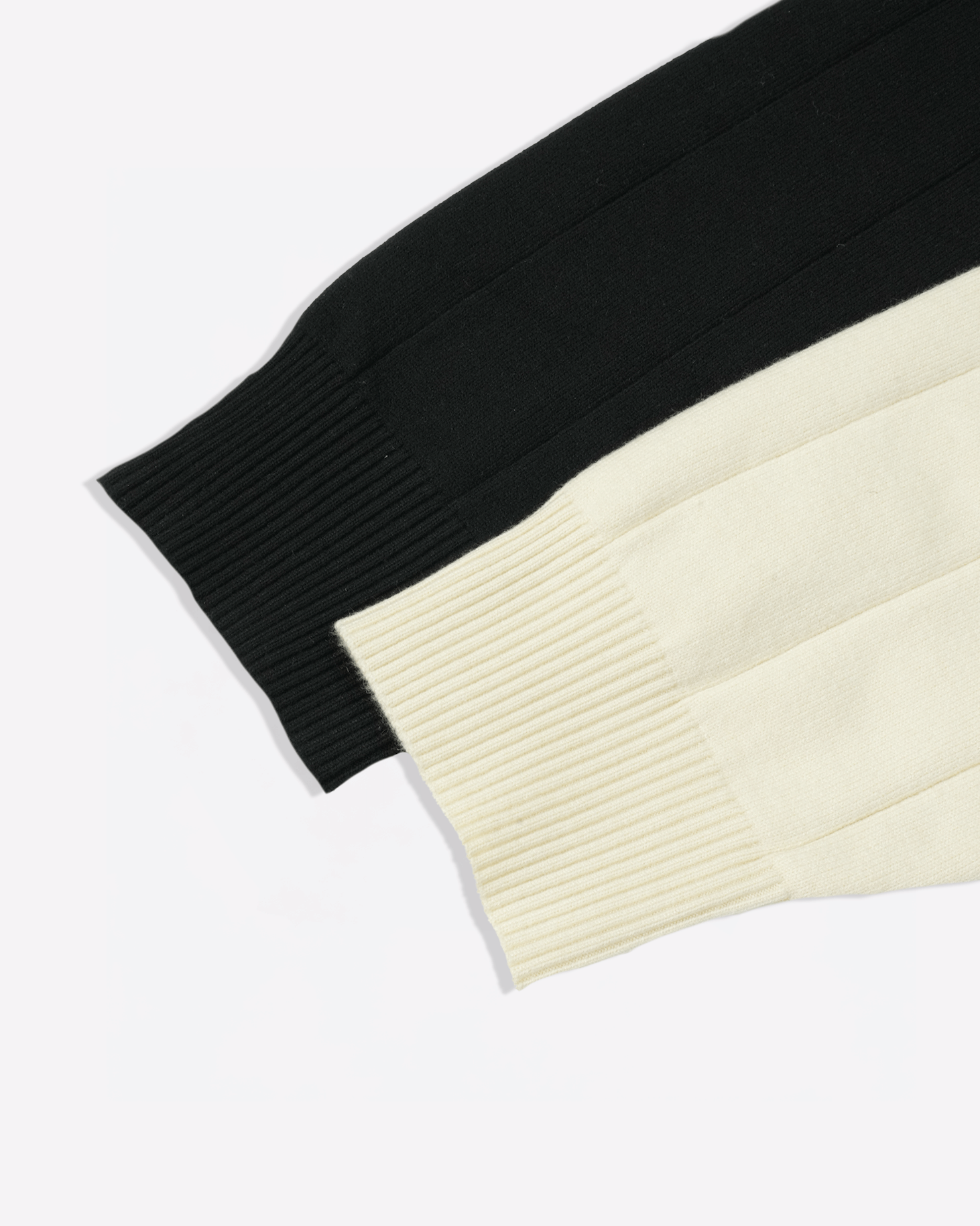 【3月上旬お届け】ウォッシャブルリブニットポロ B5192