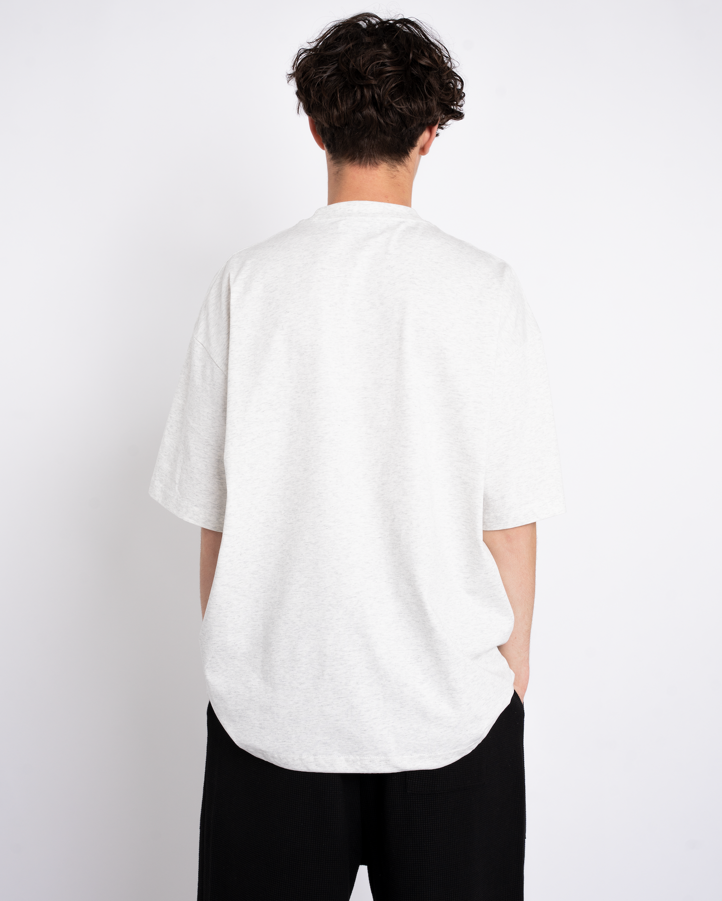 180cm / XLサイズ着用