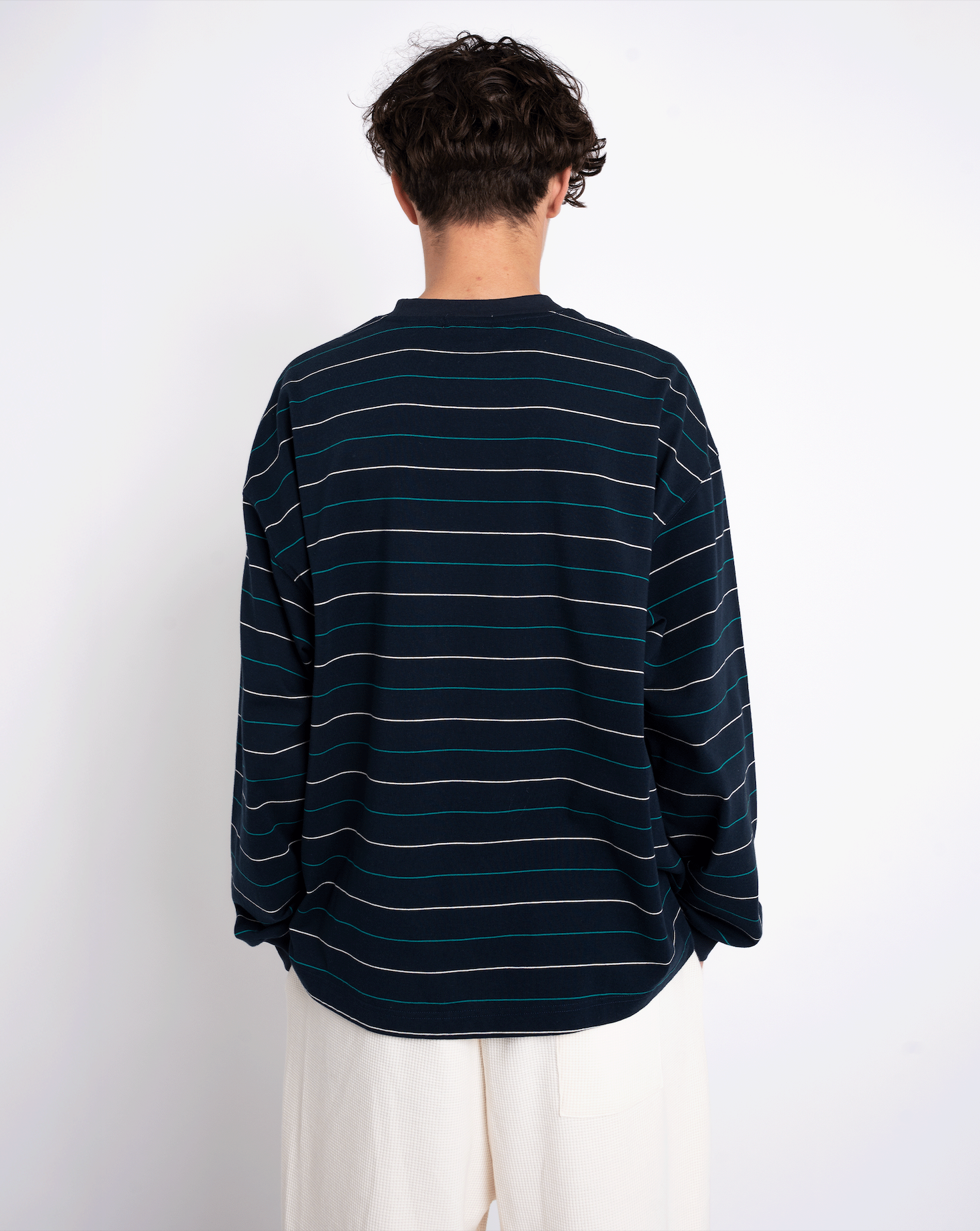 180cm XLサイズ着用
