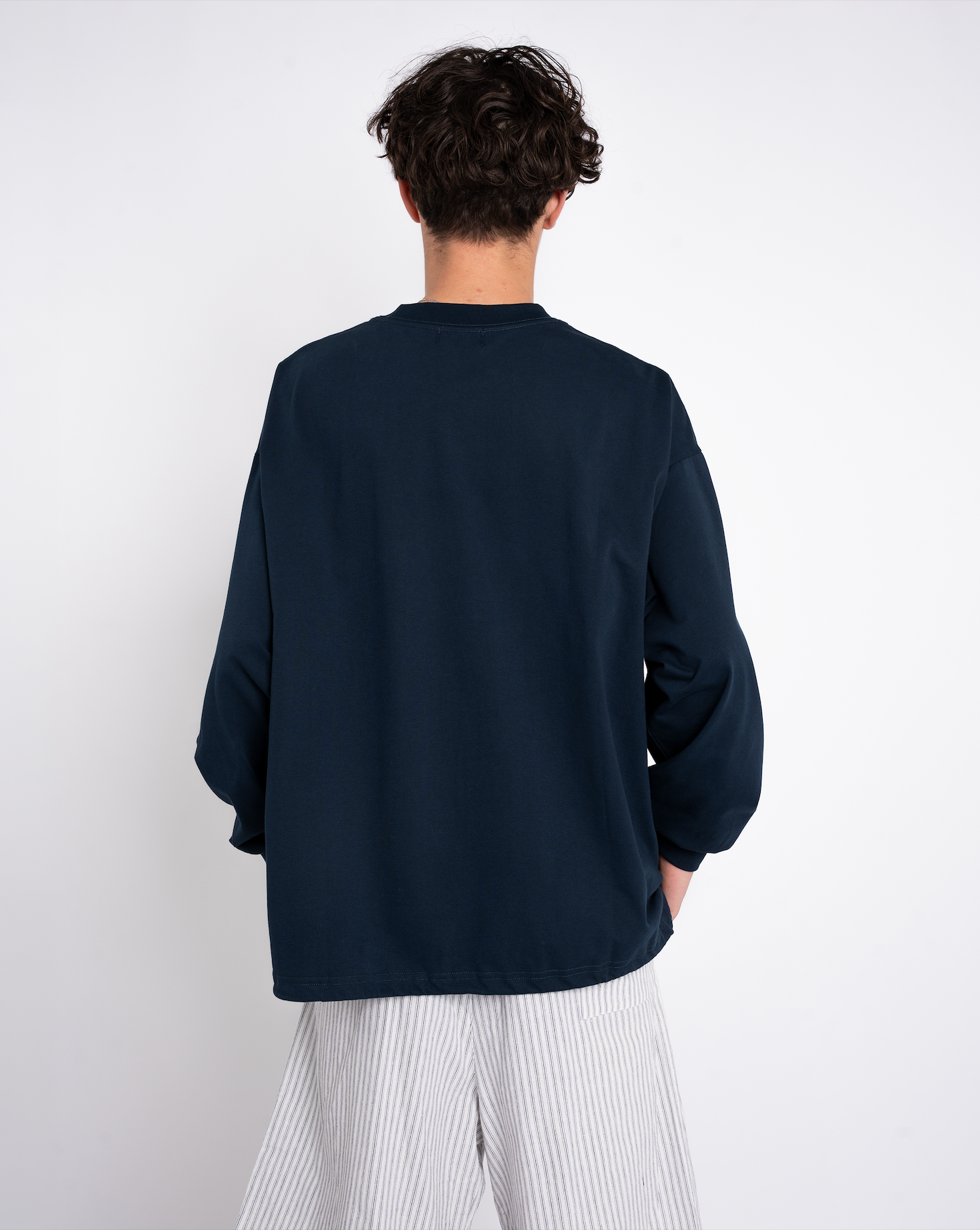 180cm XLサイズ着用