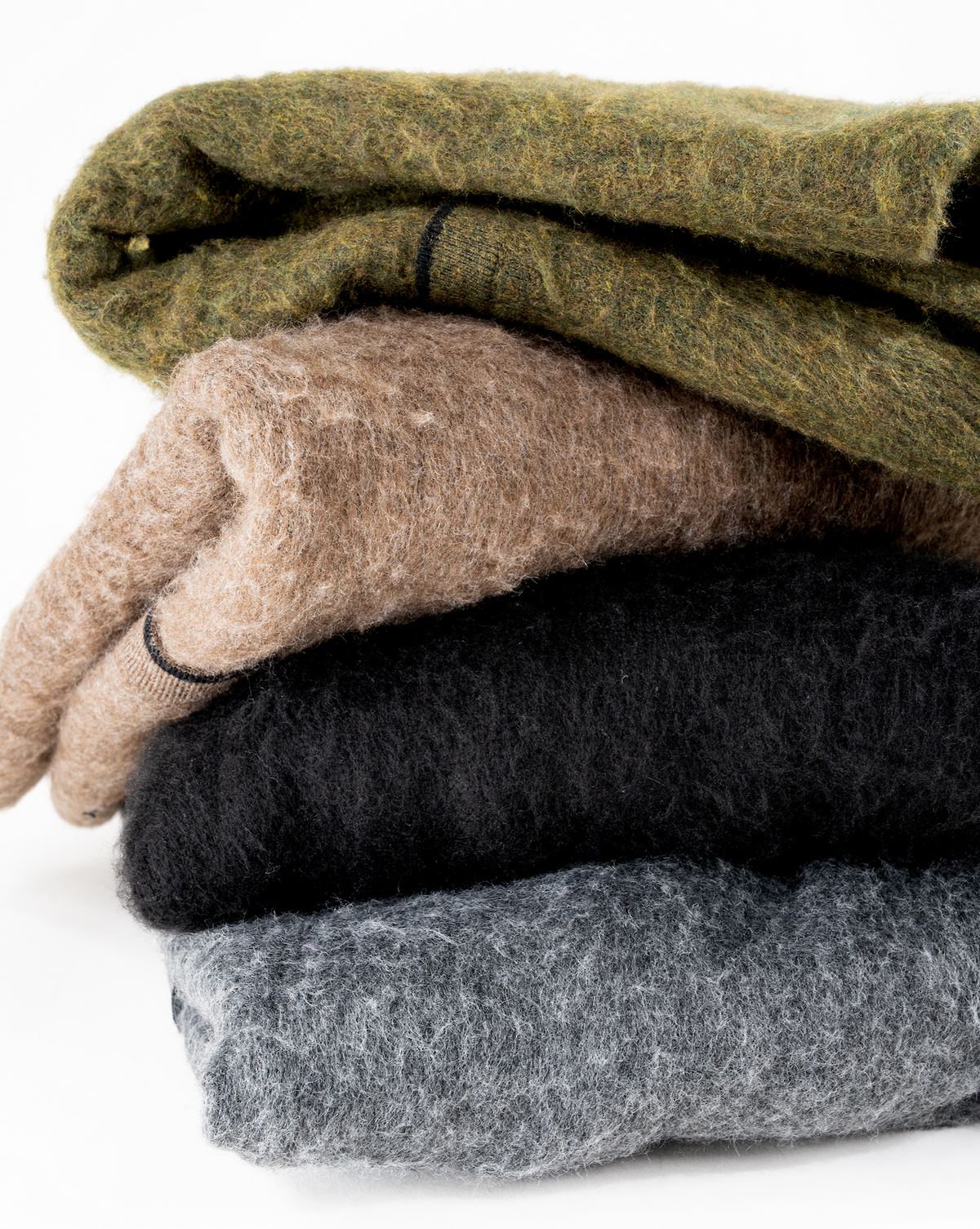 [Delivery within 1 week] Henley neck sweater B3139