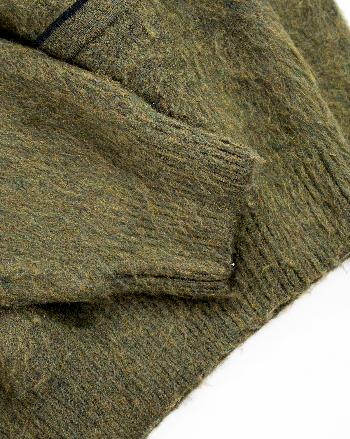 [Delivery within 1 week] Henley neck sweater B3139