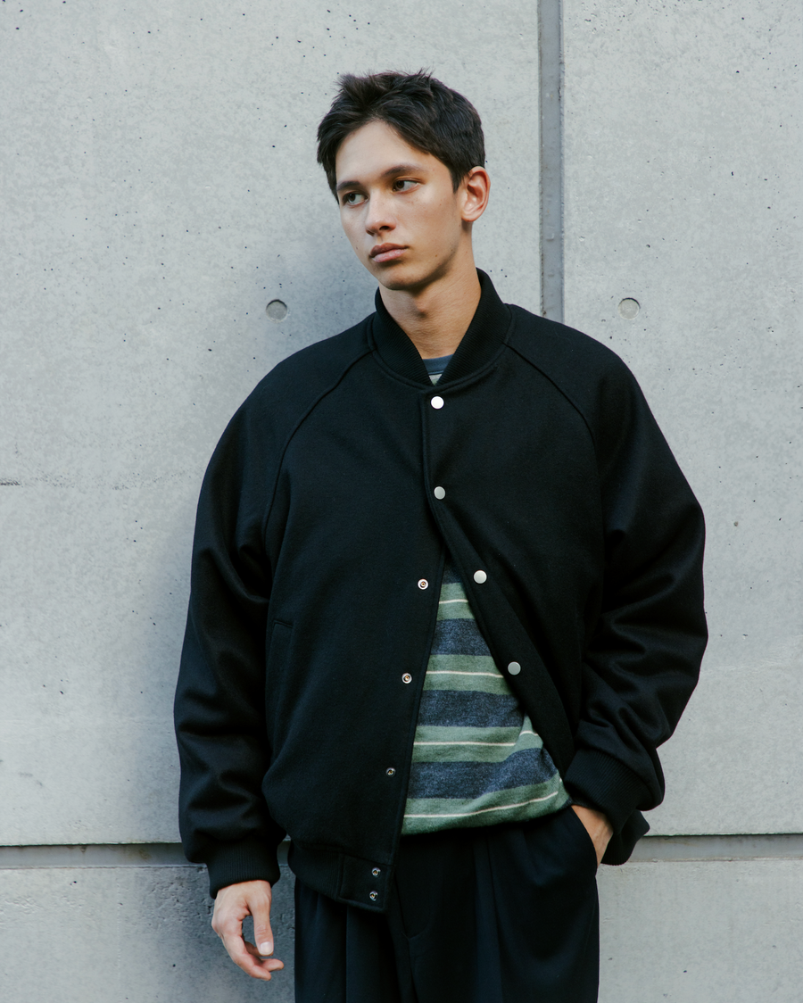LOOK_02