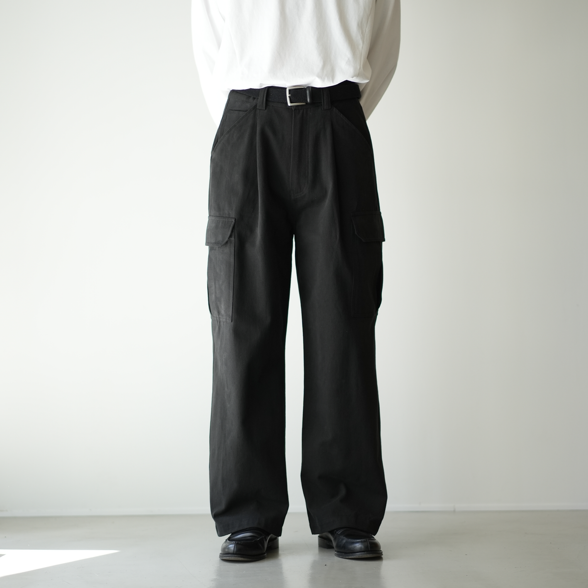 ストレートカーゴパンツ B5063 オリーブ　Mサイズ ストレートカーゴパンツ B5063 オリーブ Mサイズ - メルカリ